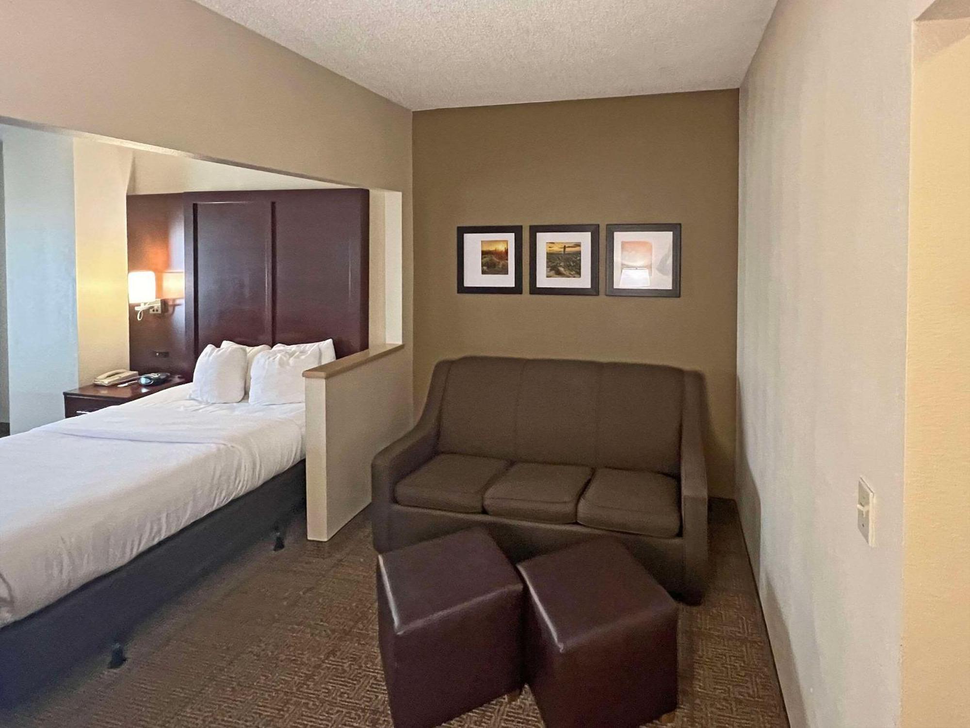 Comfort Suites Peoria Sports Complex Εξωτερικό φωτογραφία