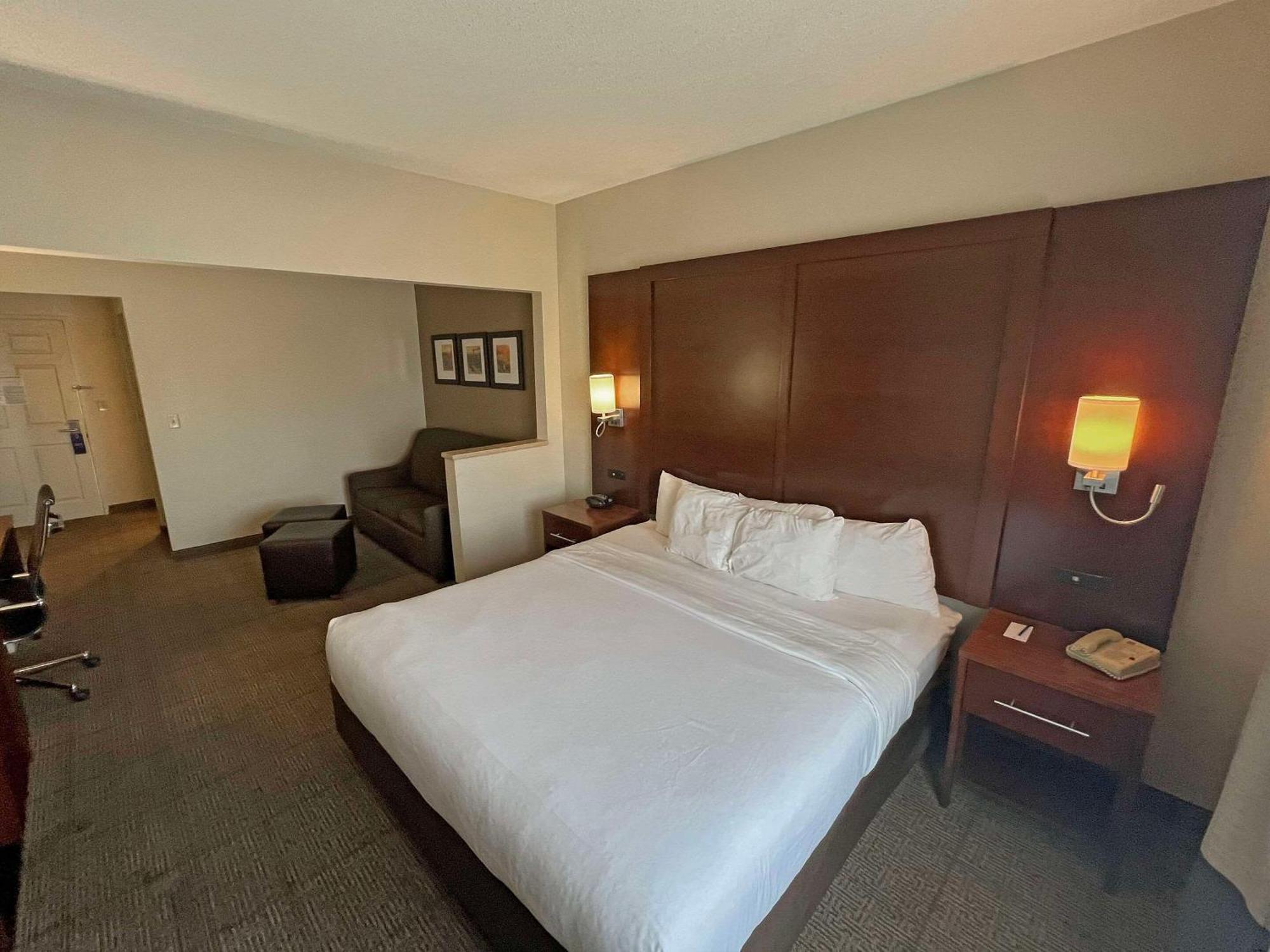Comfort Suites Peoria Sports Complex Εξωτερικό φωτογραφία