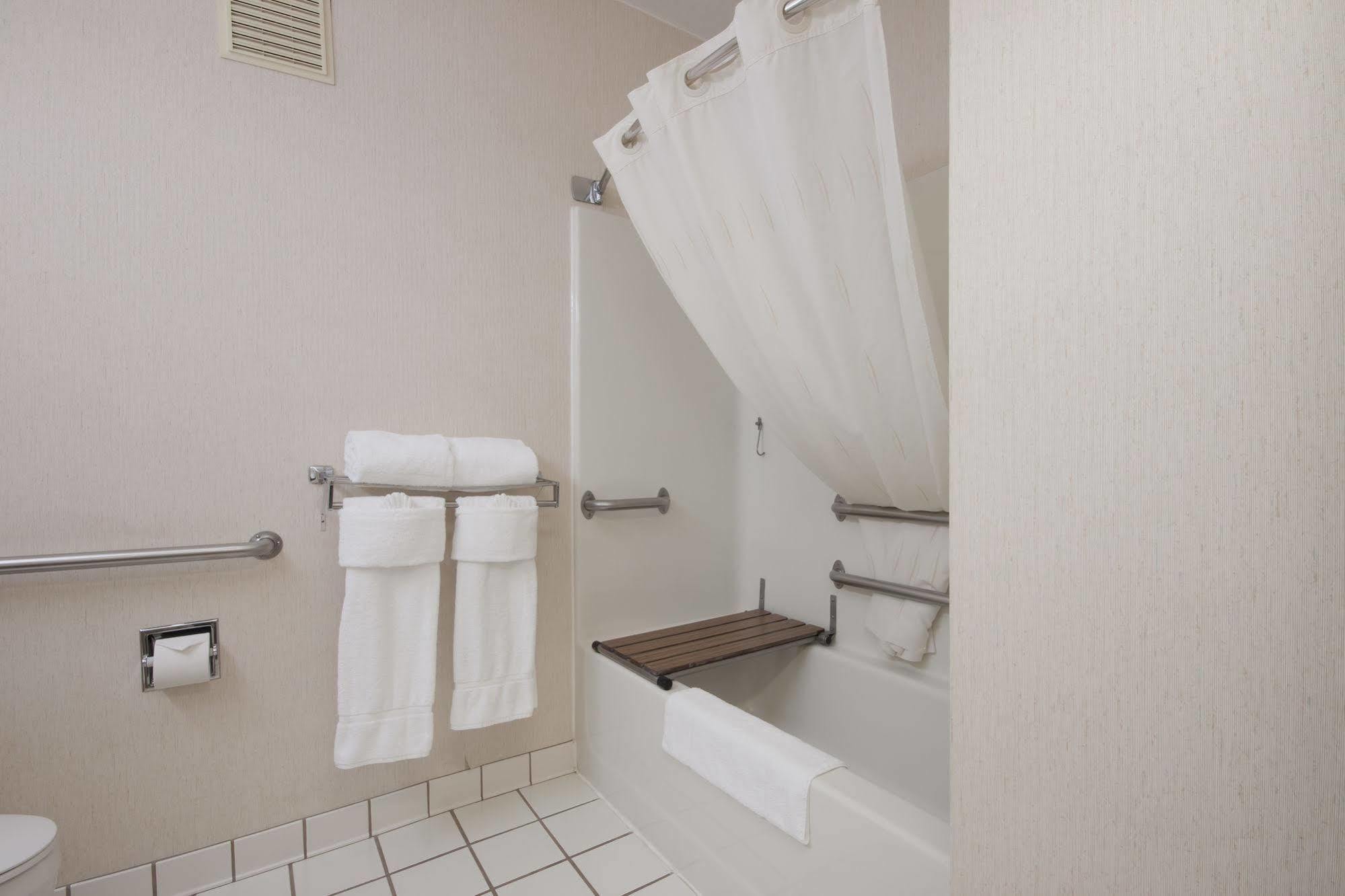 Comfort Suites Peoria Sports Complex Εξωτερικό φωτογραφία