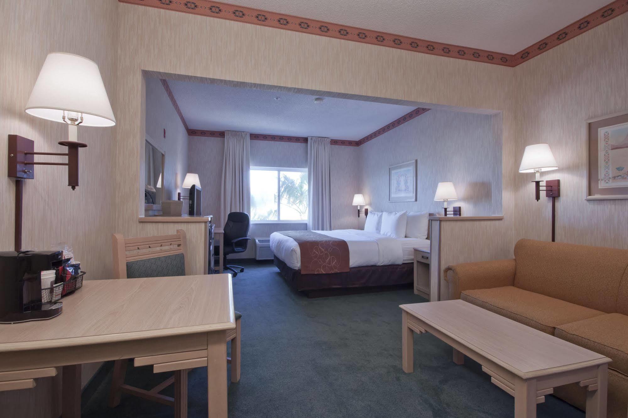 Comfort Suites Peoria Sports Complex Εξωτερικό φωτογραφία