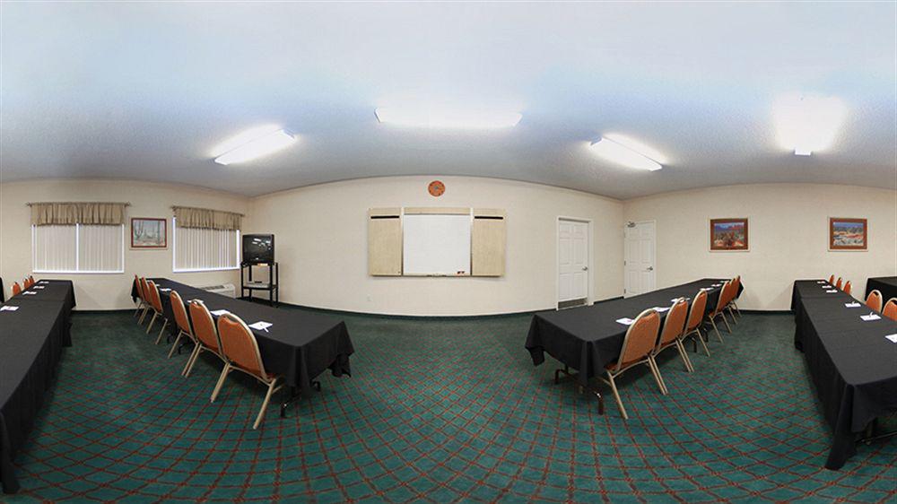 Comfort Suites Peoria Sports Complex Εξωτερικό φωτογραφία